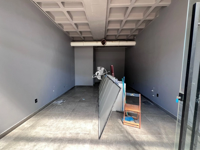 Loja comercial em Atlântida: 2ª foto da galeria de imagens do imóvel