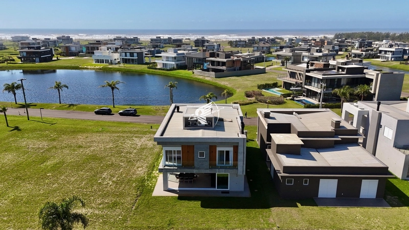 Casa à venda no condomínio Costa Serena em Capão da Canoa: 7ª foto da galeria de imagens do imóvel