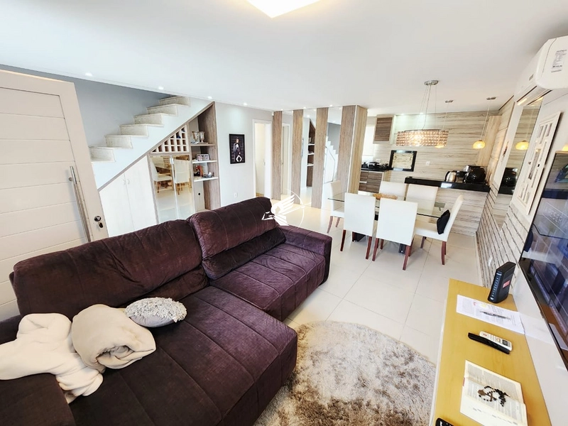 Duplex à venda no Centro de Xangri-Lá: 1ª foto da galeria de imagens do imóvel