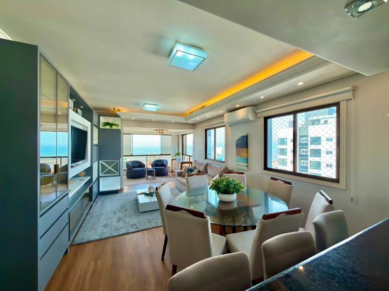 APARTAMENTO À VENDA COM VISTA PANORÂMICA PARA O MAR: 3ª foto da galeria de imagens do imóvel