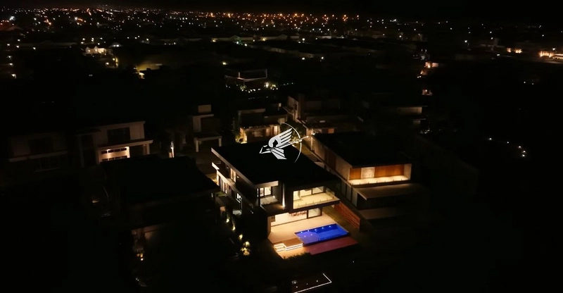 Sobrado beira lago no condomínio Celebration Condominium Club: 55ª foto da galeria de imagens do imóvel