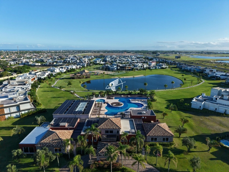 Casa beira lago à venda no condomínio Riviera em Xangri-Lá: 28ª foto da galeria de imagens do imóvel