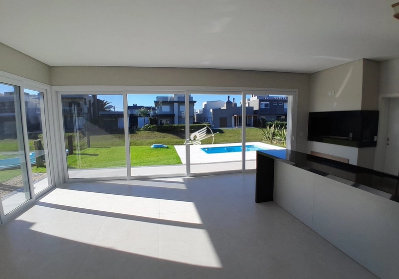Casa Beira Lago à venda no condomínio Capão Ilhas Resort: 15ª foto da galeria de imagens do imóvel