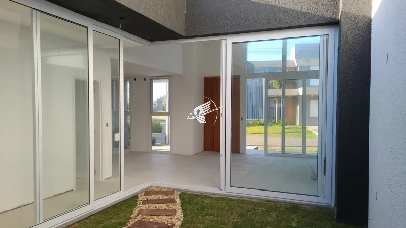 CASA NO CONDOMÍNIO BLUE: 4ª foto da galeria de imagens do imóvel