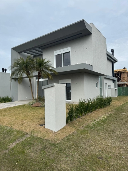 Sobrado à venda no condomínio Terrasul em Capão da Canoa: 3ª foto da galeria de imagens do imóvel