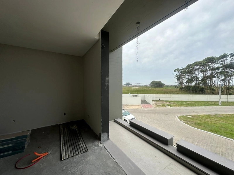 Sobrado beira lago no condomínio Allure Beach Condo: 10ª foto da galeria de imagens do imóvel