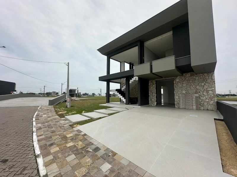 Sobrado beira lago no condomínio Allure Beach Condo: 16ª foto da galeria de imagens do imóvel