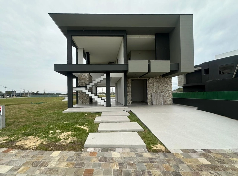 Sobrado beira lago no condomínio Allure Beach Condo: 17ª foto da galeria de imagens do imóvel