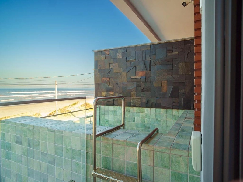 Sobrado beira mar !: 3ª foto da galeria de imagens do imóvel