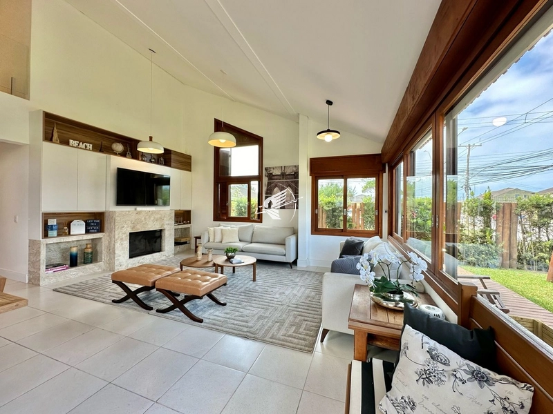 Casa à venda em Rainha do Mar: 2ª foto da galeria de imagens do imóvel