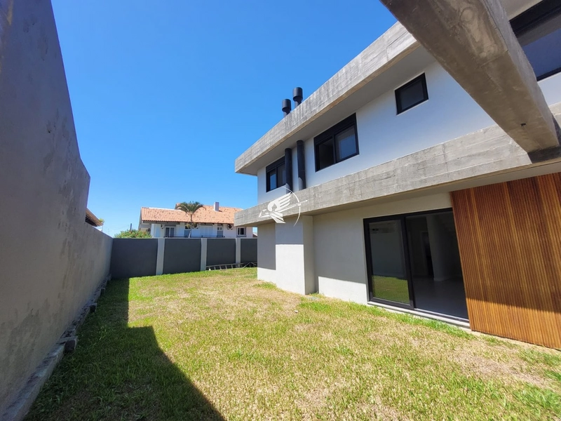Casa à venda em Atlântida: 4ª foto da galeria de imagens do imóvel