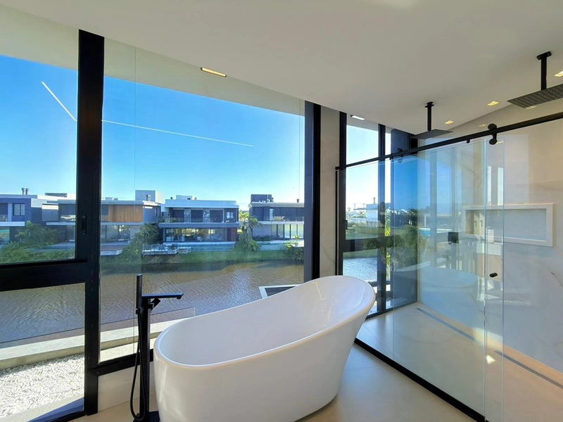 Sobrado beira lago no Condomínio Sense em Xangri-Lá: 49ª foto da galeria de imagens do imóvel