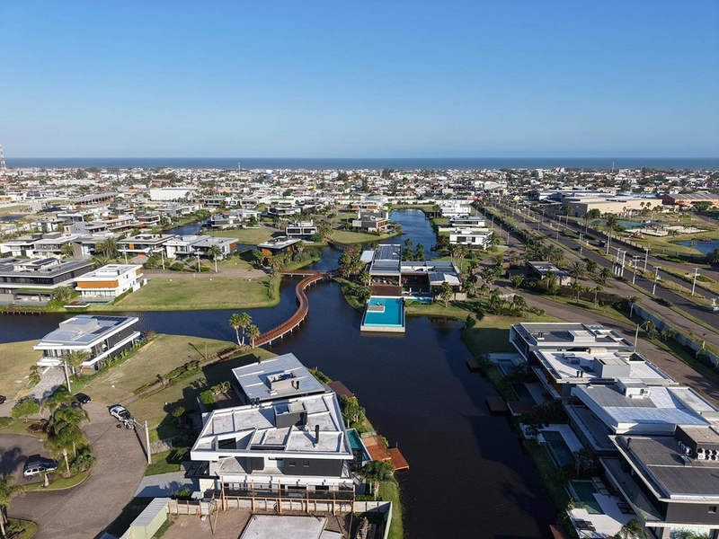 Sobrado beira lago no Condomínio Sense em Xangri-Lá: 29ª foto da galeria de imagens do imóvel