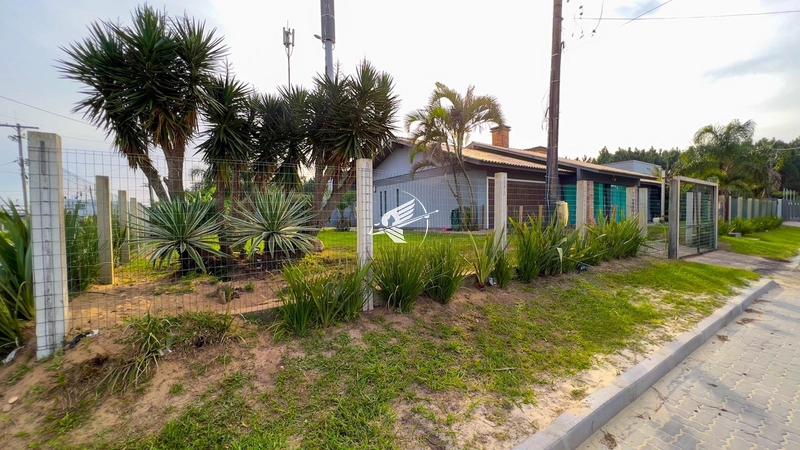 Casa á venda em Atlântida: 6ª foto da galeria de imagens do imóvel