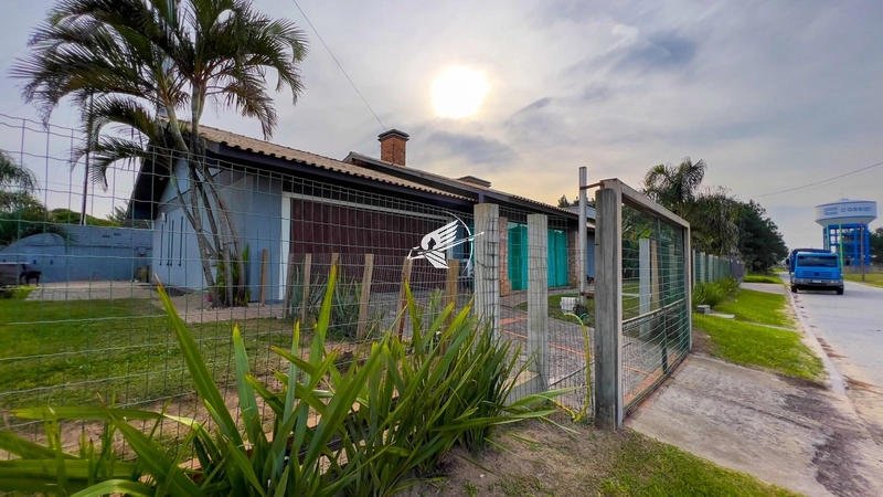 Casa á venda em Atlântida: 8ª foto da galeria de imagens do imóvel