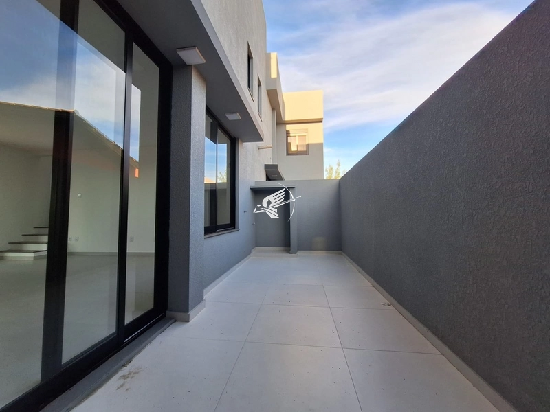 Casa geminada à venda na Maristela em Xangri-Lá: 2ª foto da galeria de imagens do imóvel