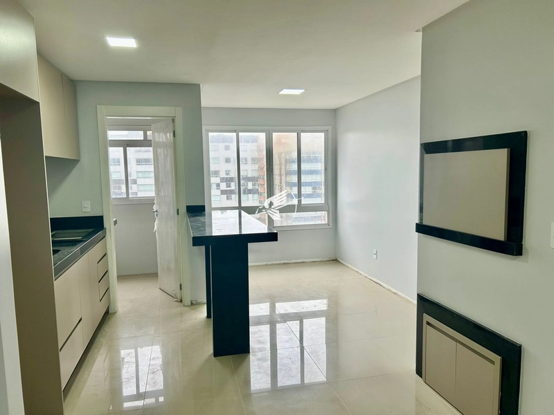 Apartamento 2D em Capão da Canoa: 2ª foto da galeria de imagens do imóvel