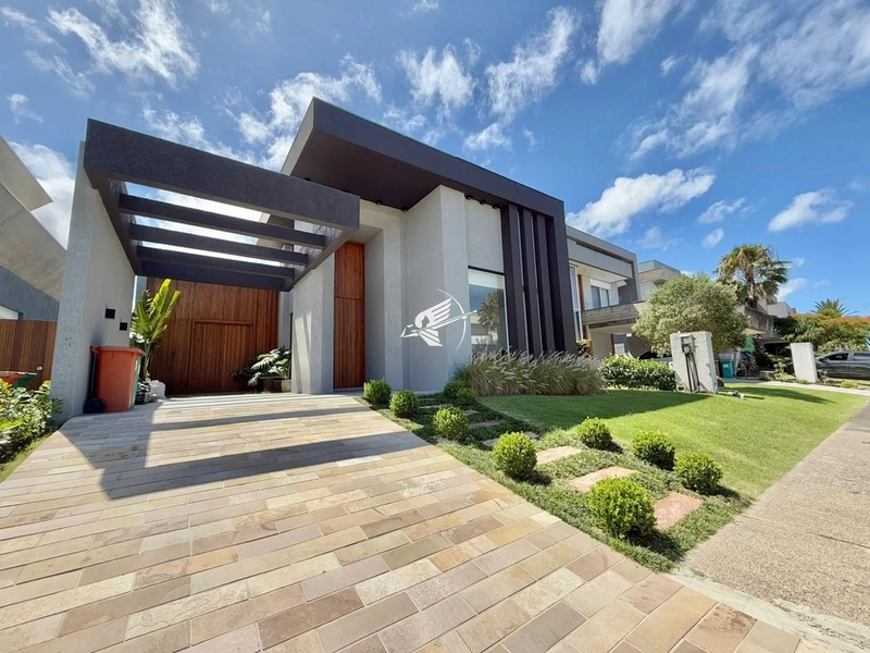 Casa beira lago à venda no condomínio Capão Ilhas Resort: 1ª foto da galeria de imagens do imóvel