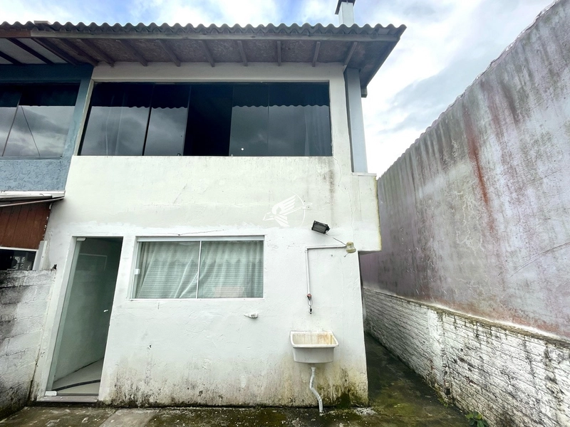 Sobrado à venda no Centro de Xangri-Lá: 1ª foto da galeria de imagens do imóvel