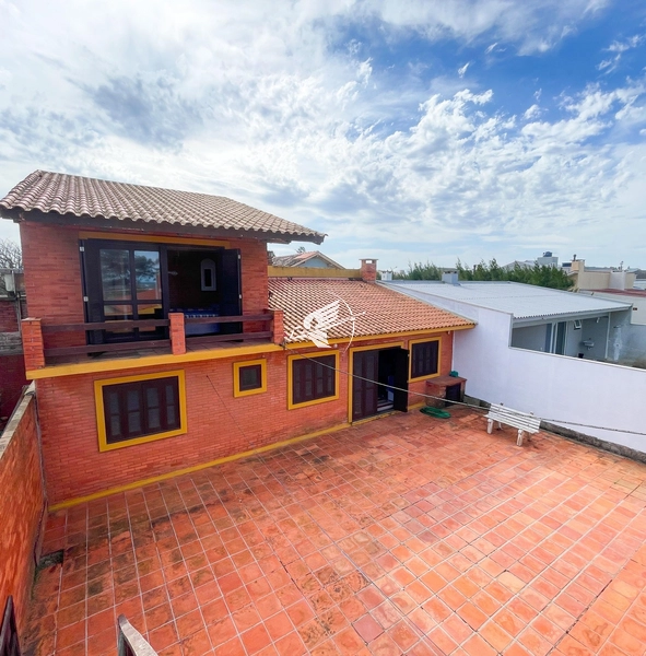 Casa à venda em Rainha do Mar: 3ª foto da galeria de imagens do imóvel