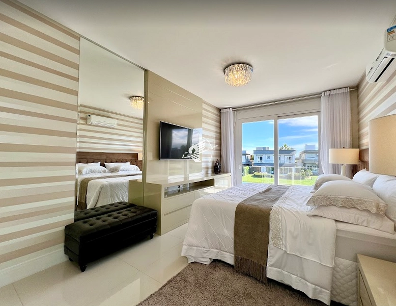 Casa Beira Lago à venda no Condomínio Enseada Lagos: 4ª foto da galeria de imagens do imóvel