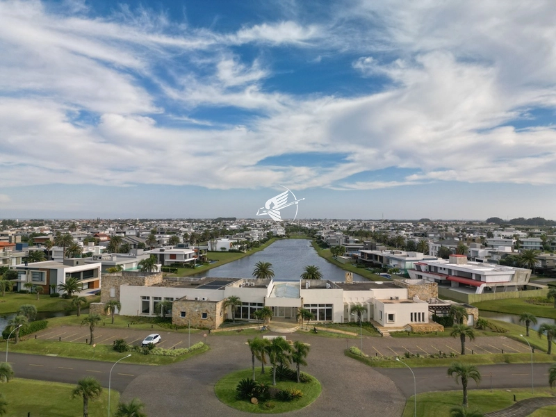 Lote/Terreno Beira Lago à venda no Condomínio Enseada Lagos: 7ª foto da galeria de imagens do imóvel