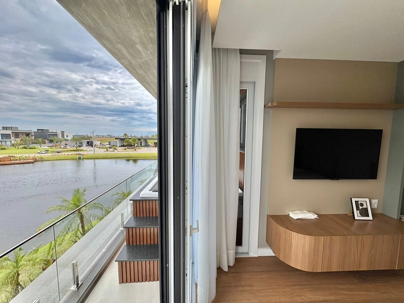 Sobrado beira lago no condomínio Sunset em Xangri-Lá: 44ª foto da galeria de imagens do imóvel