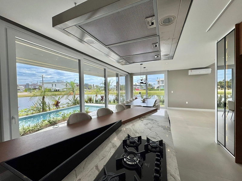 Sobrado beira lago no condomínio Sunset em Xangri-Lá: 30ª foto da galeria de imagens do imóvel