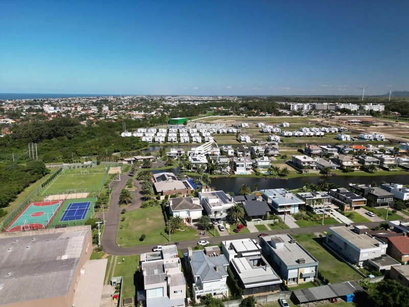 SOBRADO NO CONDOMÍNIO VILLAGIO DE ATLÂNTIDA: 34ª foto da galeria de imagens do imóvel