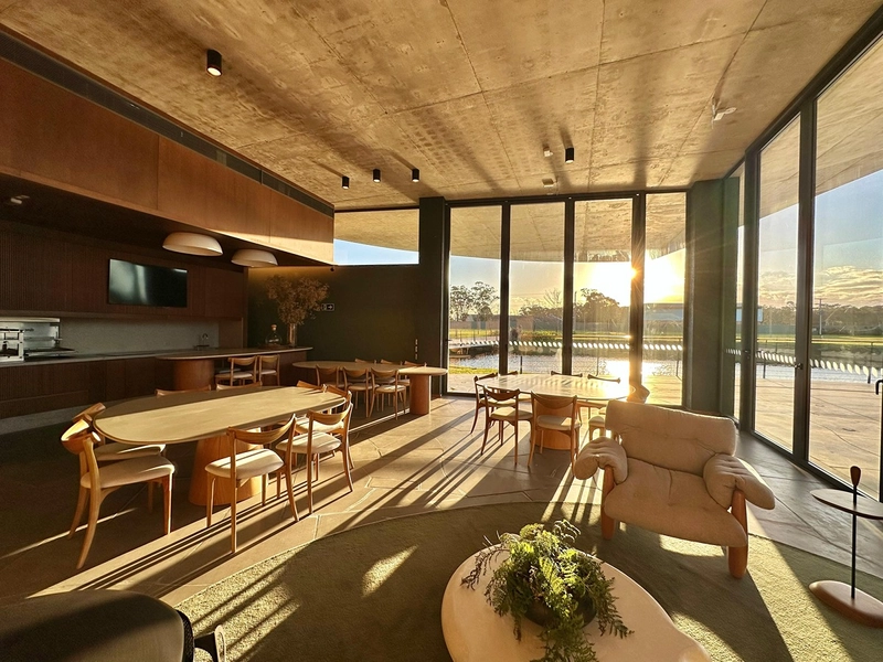 Lote/Terreno beira lago no condomínio Lótus em Atlântida: 18ª foto da galeria de imagens do imóvel