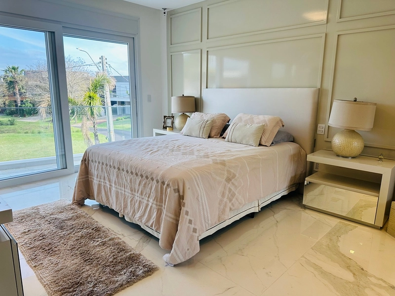 Mansão beira lago no condomínio Enseada Lagos em Xangri-Lá: 47ª foto da galeria de imagens do imóvel