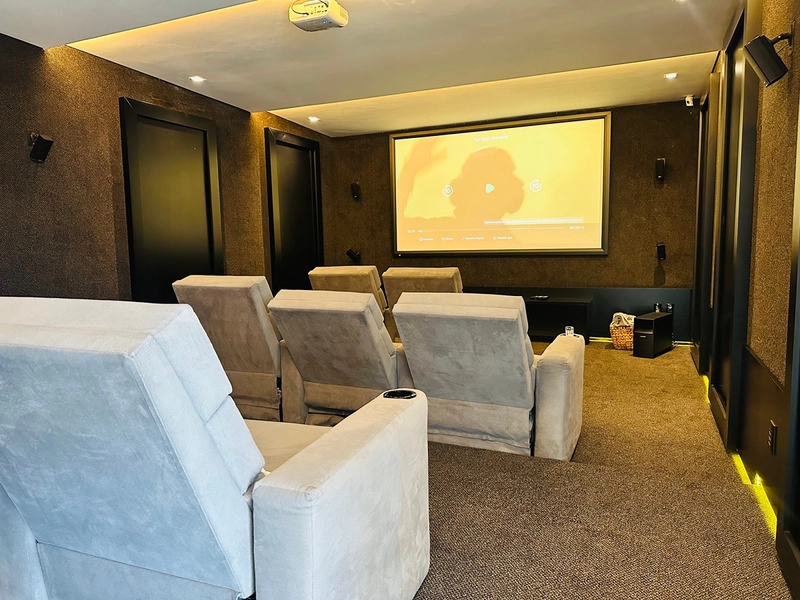 Mansão beira lago no condomínio Enseada Lagos em Xangri-Lá: 18ª foto da galeria de imagens do imóvel