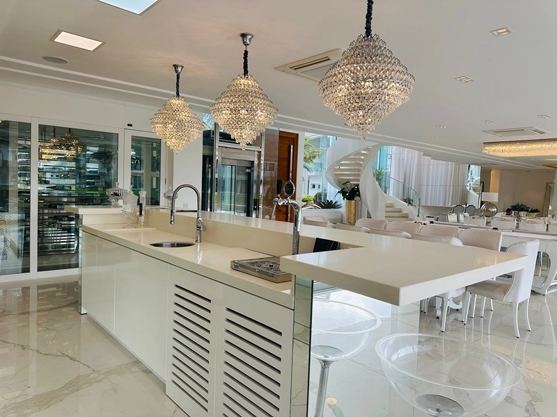 Mansão beira lago no condomínio Enseada Lagos em Xangri-Lá: 12ª foto da galeria de imagens do imóvel