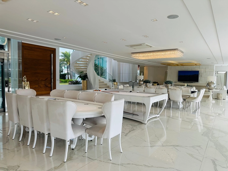 Mansão beira lago no condomínio Enseada Lagos em Xangri-Lá: 11ª foto da galeria de imagens do imóvel