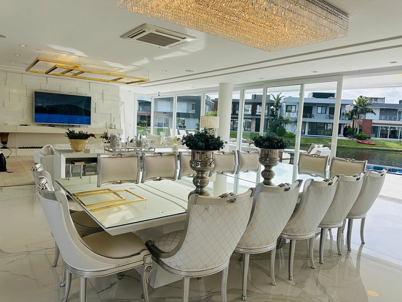 Mansão beira lago no condomínio Enseada Lagos em Xangri-Lá: 10ª foto da galeria de imagens do imóvel