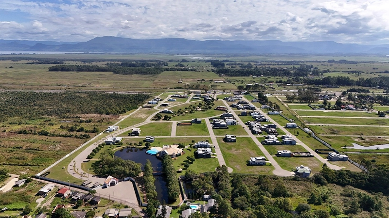Lote/Terreno à venda no condomínio Terrasul em Capão da Canoa: 1ª foto da galeria de imagens do imóvel