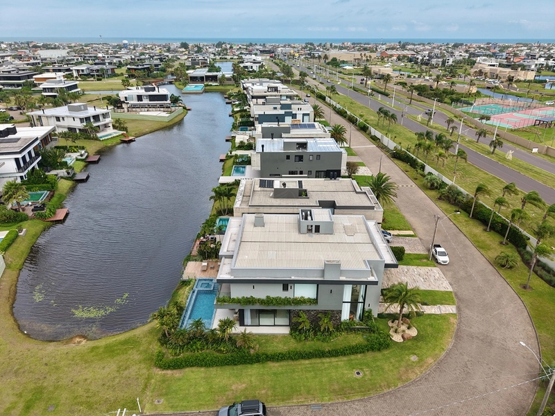 Sobrado beira lago à venda no condomínio Sense em Xangri-Lá: 52ª foto da galeria de imagens do imóvel
