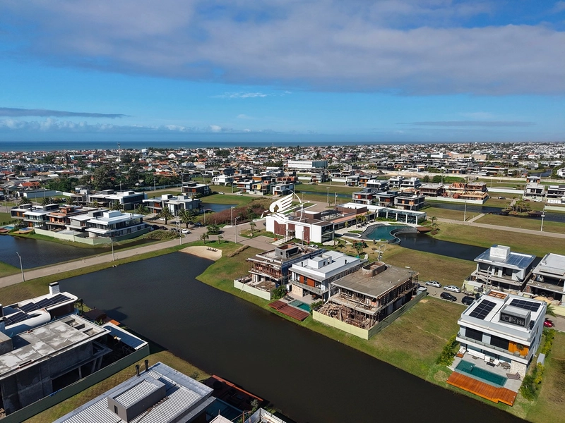 Sobrado beira lago no condomínio Amare Home Resort em Xangri-Lá: 69ª foto da galeria de imagens do imóvel