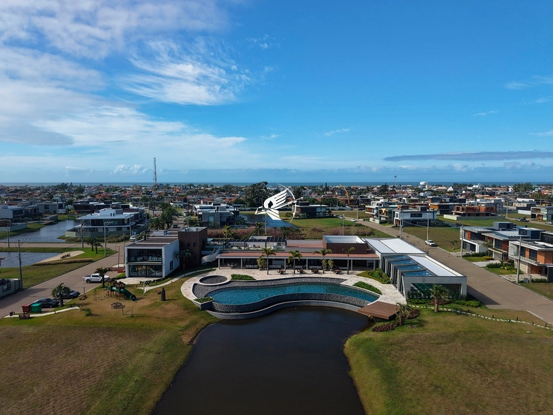 Sobrado beira lago no condomínio Amare Home Resort em Xangri-Lá: 71ª foto da galeria de imagens do imóvel