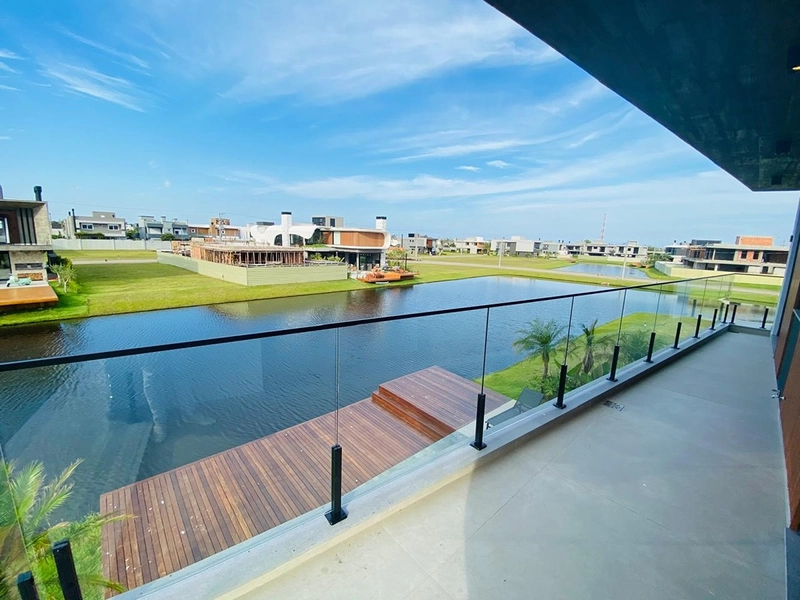 Sobrado beira lago no condomínio Amare Home Resort em Xangri-Lá: 38ª foto da galeria de imagens do imóvel