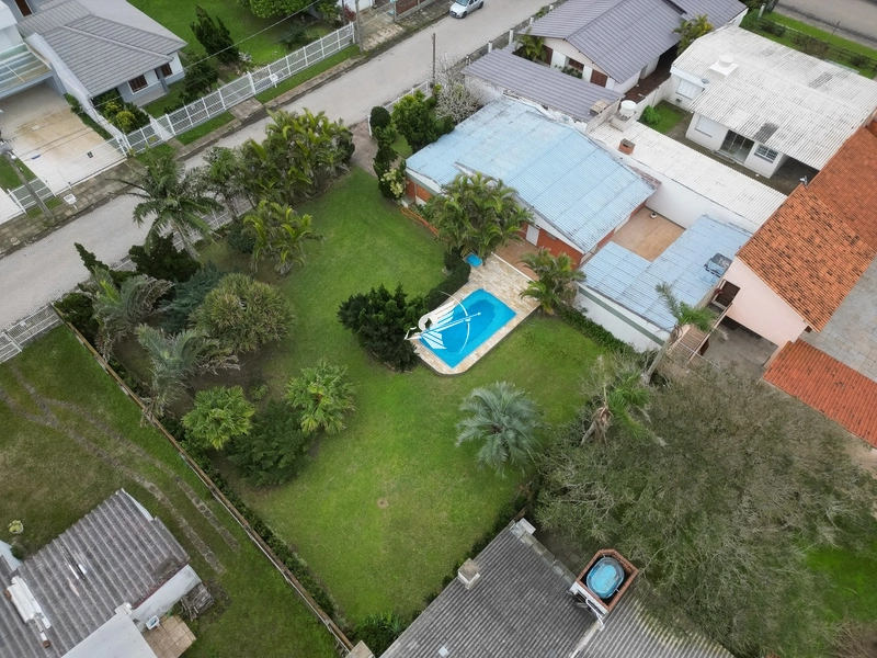 Casa térrea à venda no Centro de Xangri-Lá: 6ª foto da galeria de imagens do imóvel
