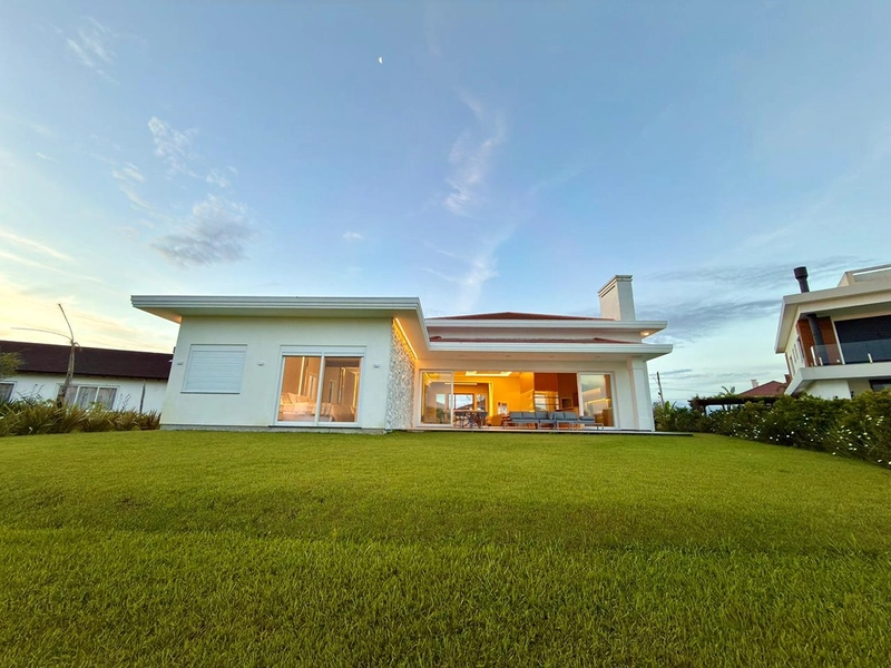 Casa beira lago à venda no condomínio Green Village Golf Club: 12ª foto da galeria de imagens do imóvel