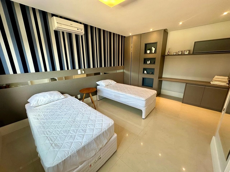 Sobrado beira lago no condomínio Malibu Beach Residence : 39ª foto da galeria de imagens do imóvel