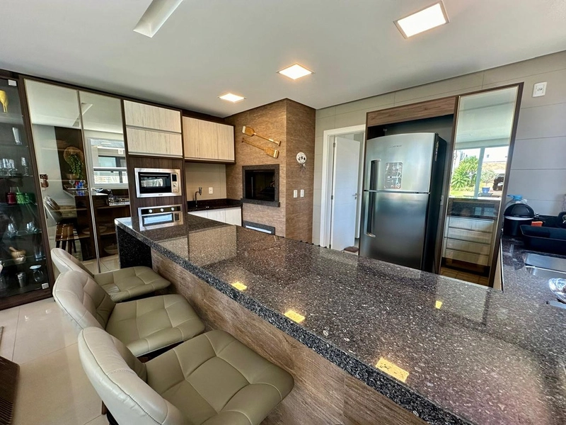 Sobrado beira lago no condomínio Malibu Beach Residence : 18ª foto da galeria de imagens do imóvel