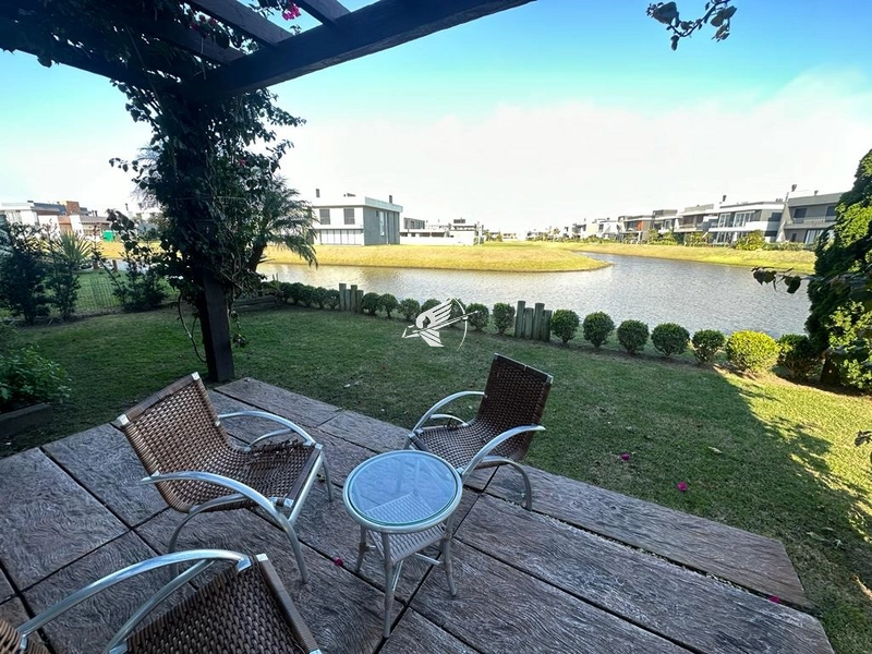 Casa beira lago à venda no condomínio Capão Ilhas Resort: 11ª foto da galeria de imagens do imóvel