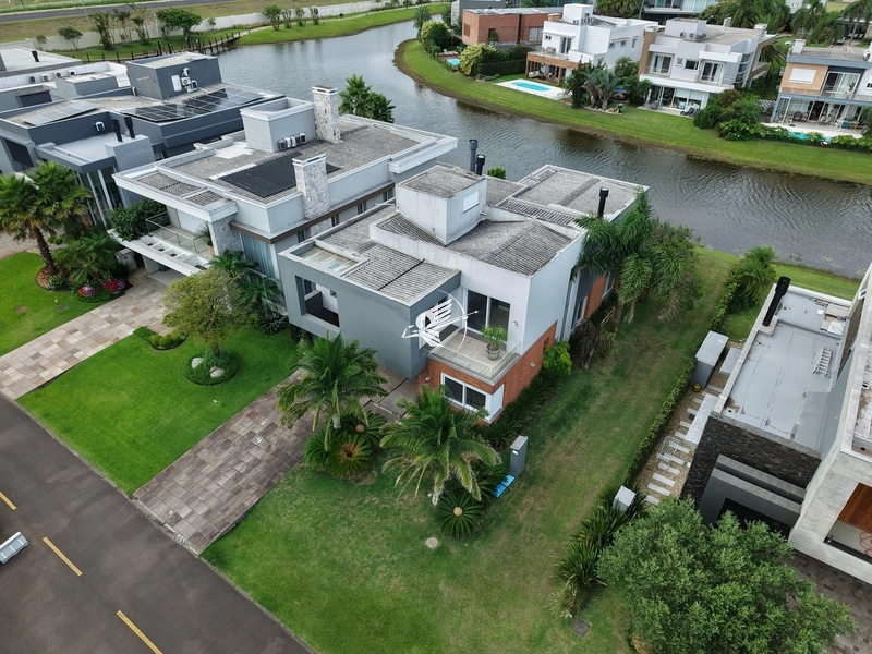 Casa Beira Lago à venda no condomínio Enseada Lagos em Xangri-Lá: 22ª foto da galeria de imagens do imóvel