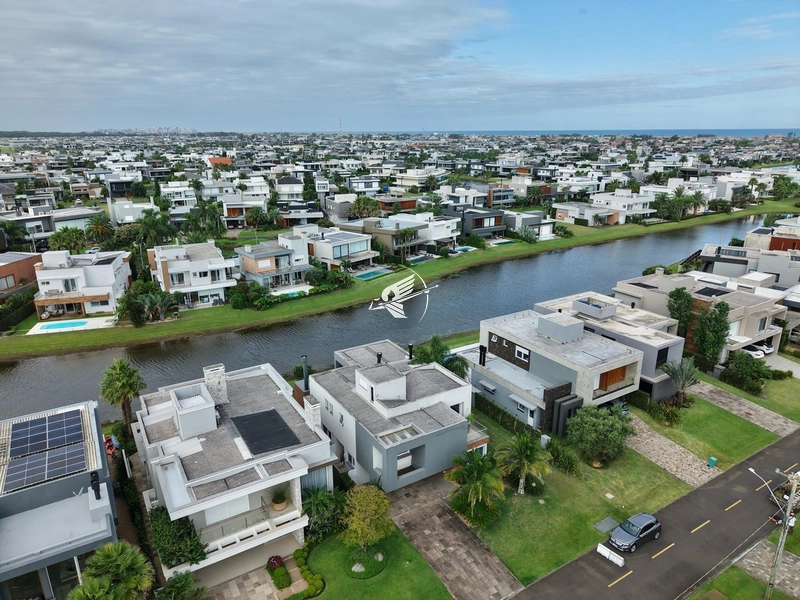 Casa Beira Lago à venda no condomínio Enseada Lagos em Xangri-Lá: 25ª foto da galeria de imagens do imóvel