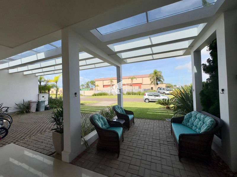 Casa à venda no condomínio Riviera em Xangri-Lá: 2ª foto da galeria de imagens do imóvel