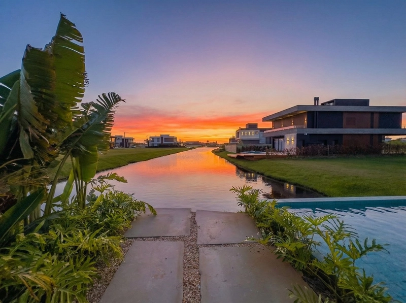 Casa à venda no Condomínio Amare Home Resort em Xangri-Lá: 3ª foto da galeria de imagens do imóvel