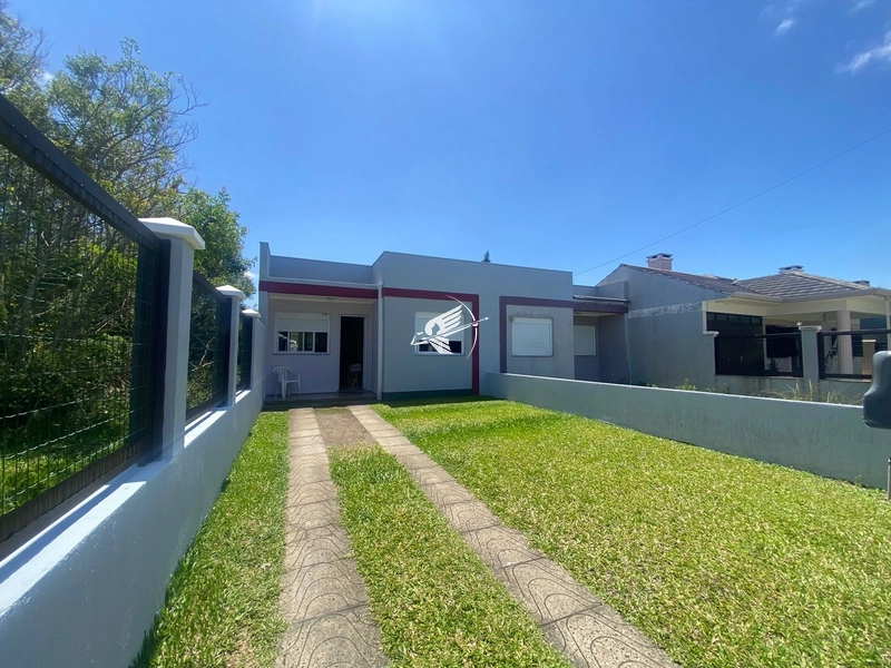 Casa geminada à venda em Rainha do Mar: 2ª foto da galeria de imagens do imóvel